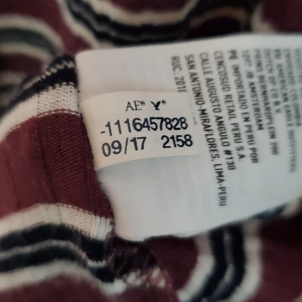 American Eagle Outfitters Black, Maroon and White Striped Top - Picture 6 of 8